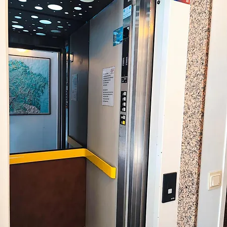 Hotel Nest El Camino