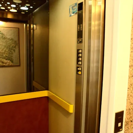 Nest El Camino * Σαντιάγο ντε Κομποστέλα