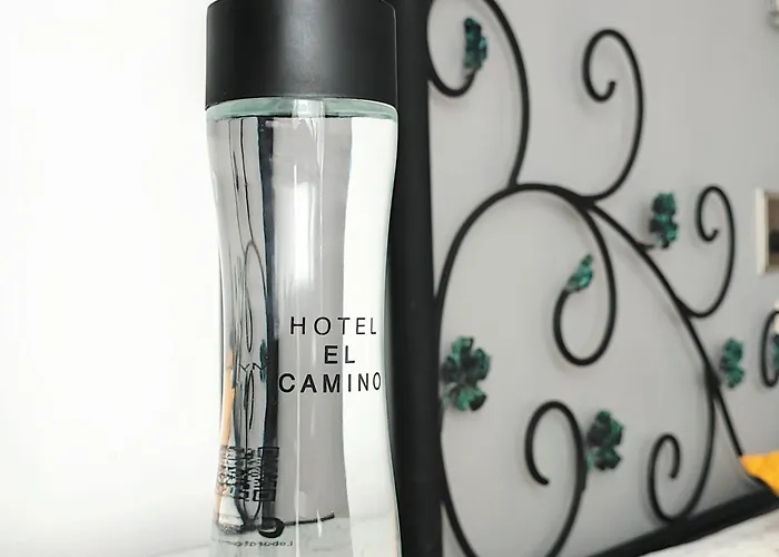 Nest El Camino Otel *