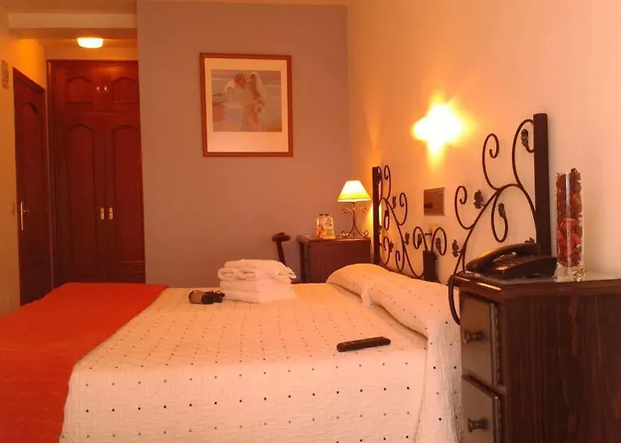 Nest El Camino * Santiago de Compostela